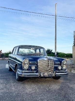 MERCEDES-BENZ 220 S 2.2 SEDÃ GASOLINA 4P MANUAL